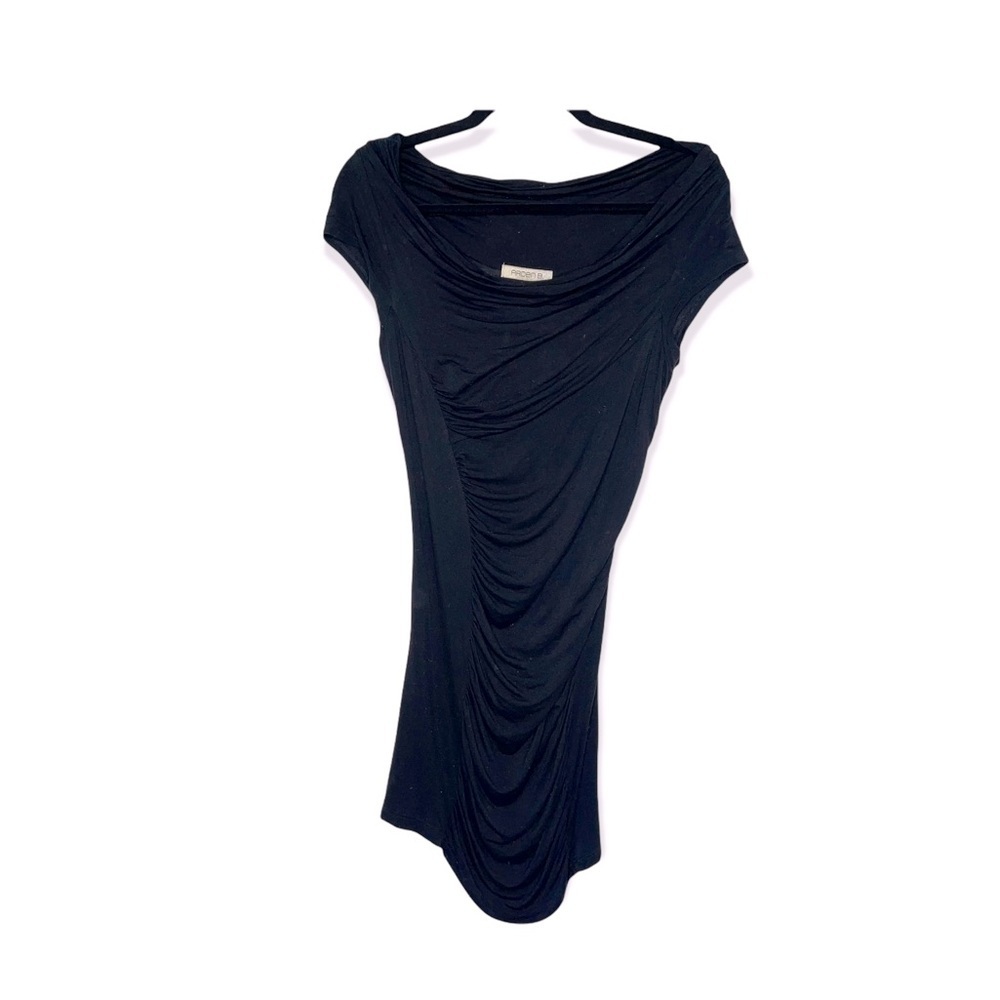 ARDEN B Black Tunic Top with Scoop Neck & Ruching Down the Front M